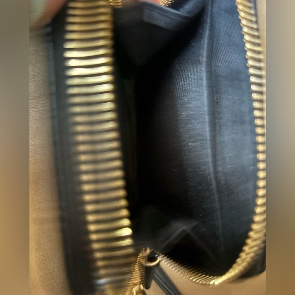 Black wallet/ wristlet - Picture 3 of 4